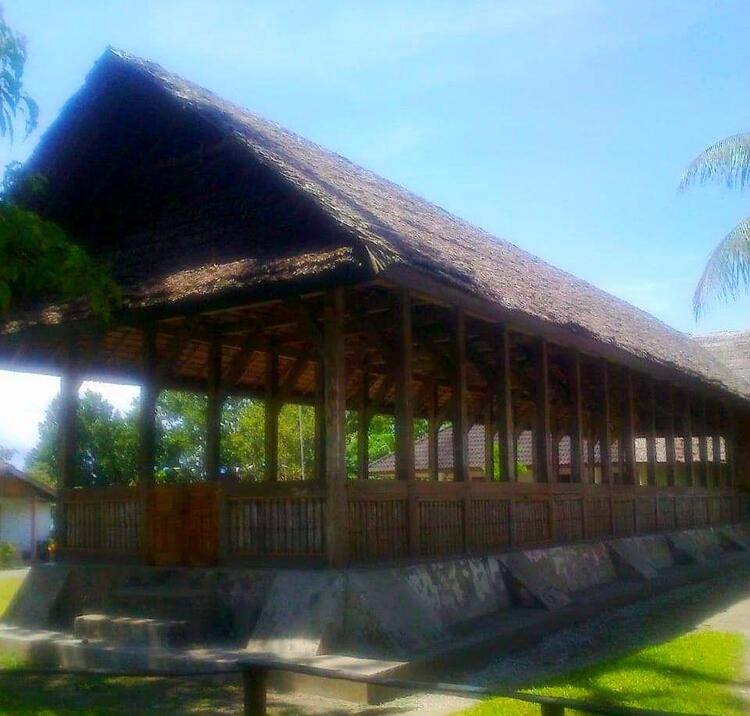 Baleo Tampak Depan Baleo Tampak Depan